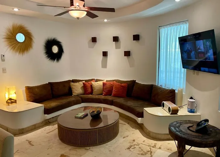 2Br Kobah 1 Block To Beach & 5Th Pool Gym