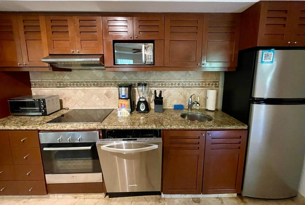 2br Kobah 1 Block To & 5th Pool Gym * Tulum